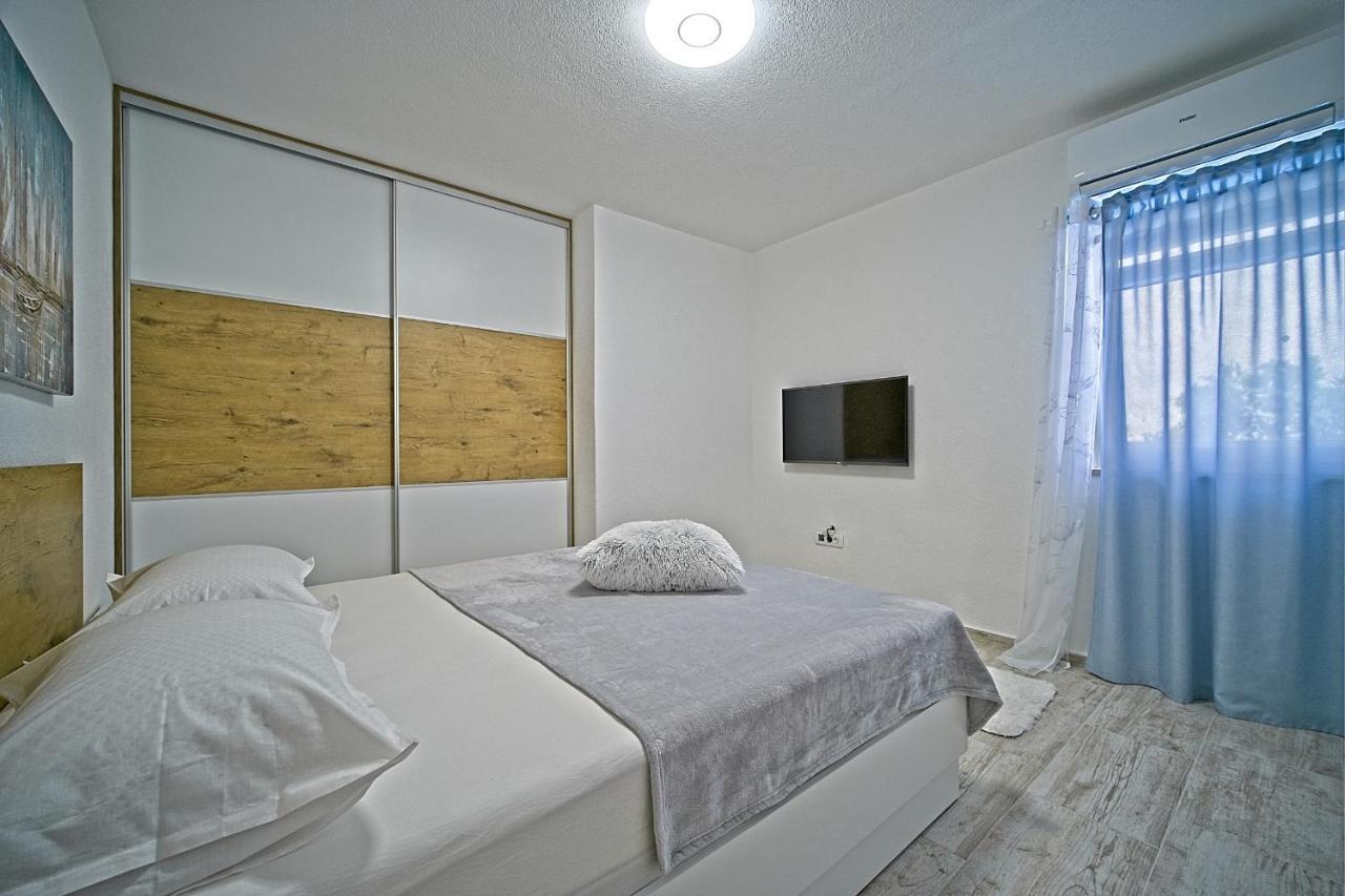 Luxury Apartment "Blue Diamond" Postira Exterior foto