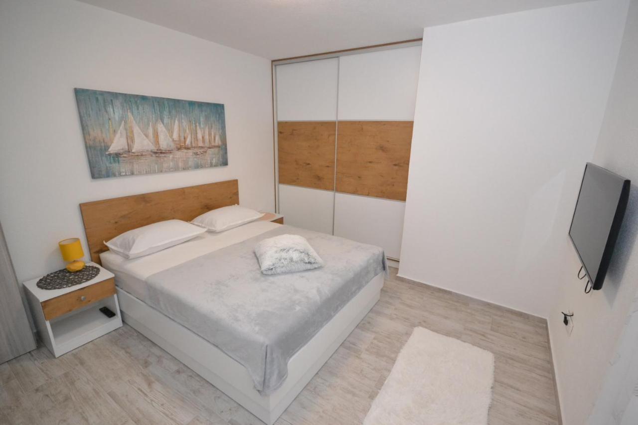 Luxury Apartment "Blue Diamond" Postira Exterior foto